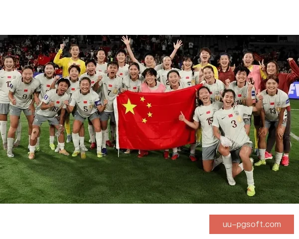 罗马女足提前三轮成功卫冕意甲女足联赛冠军展现强大统治力 罗马女足提前三轮成功卫冕意甲女足联赛冠军展现强大统治力